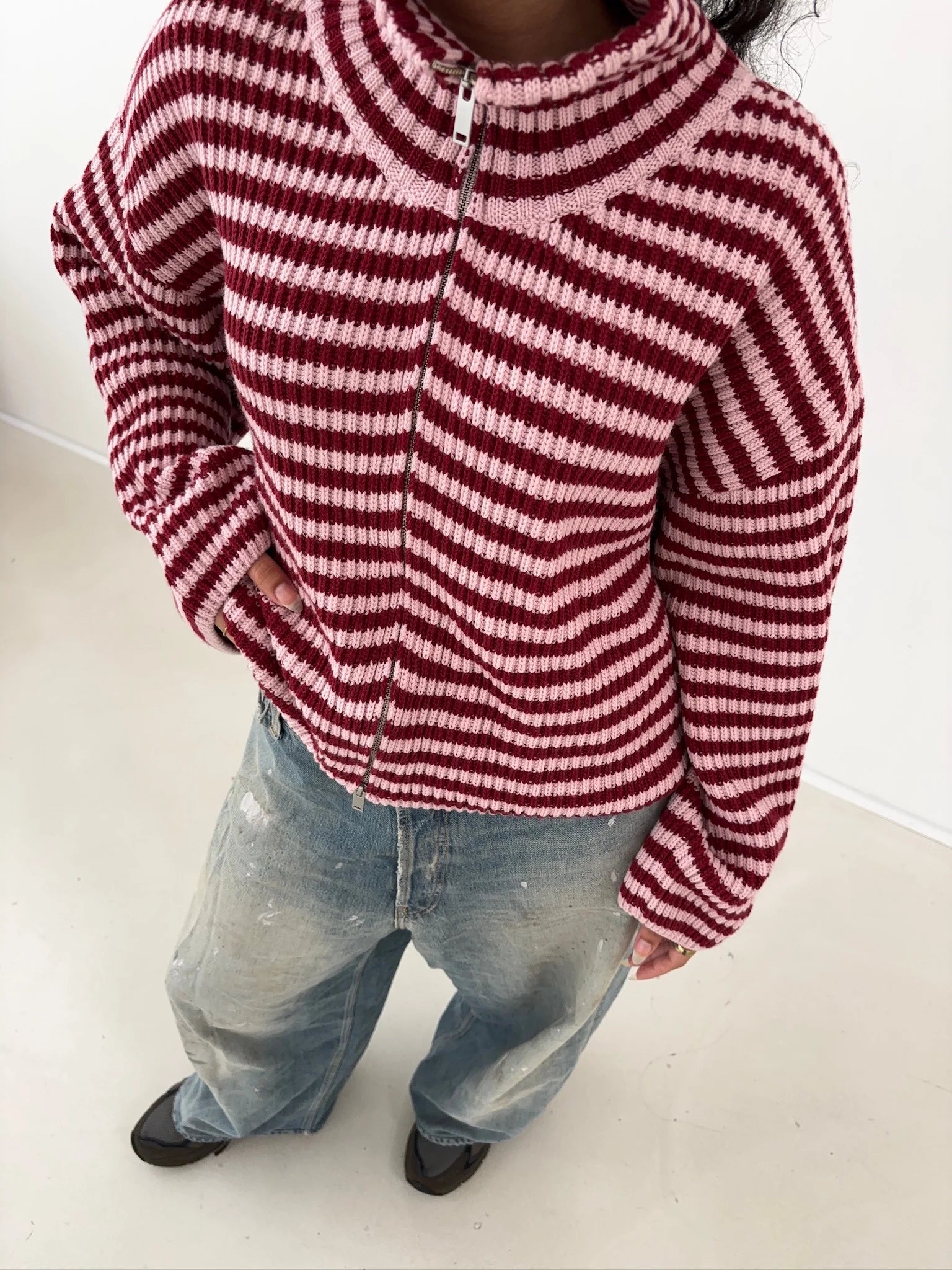 kleur=rood gestreept